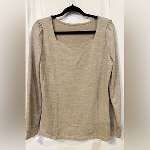 NWOT Pleated Shoulder Top